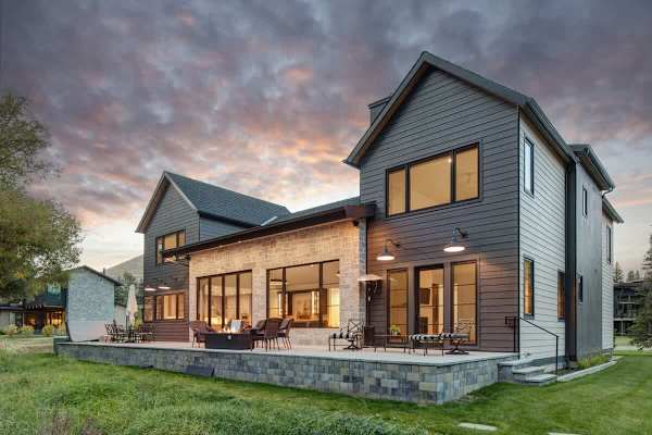 Abode at Warm Springs on The River, Ketchum, private hot tub