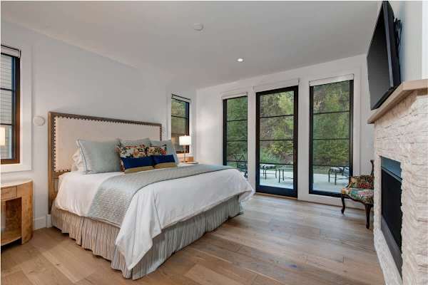 Abode at Warm Springs on The River, Ketchum, private hot tub