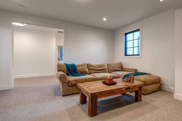 Abode at Warm Springs on The River, Ketchum, private hot tub