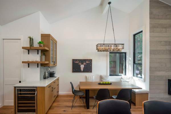 Abode at Sunnyside, modern mountain chic, walk to downtown Ketchum