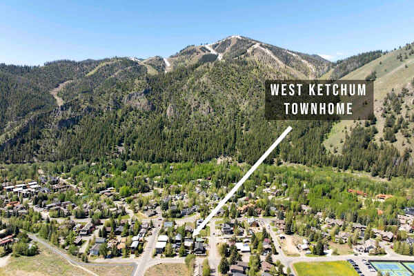 Abode at Sunnyside, modern mountain chic, walk to downtown Ketchum