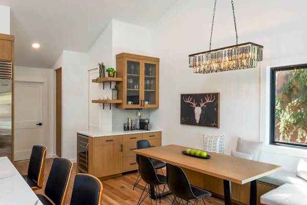 Abode at Sunnyside, modern mountain chic, walk to downtown Ketchum