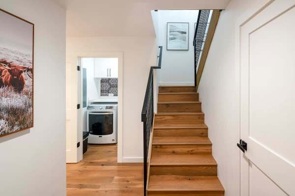 Abode at Sunnyside, modern mountain chic, walk to downtown Ketchum