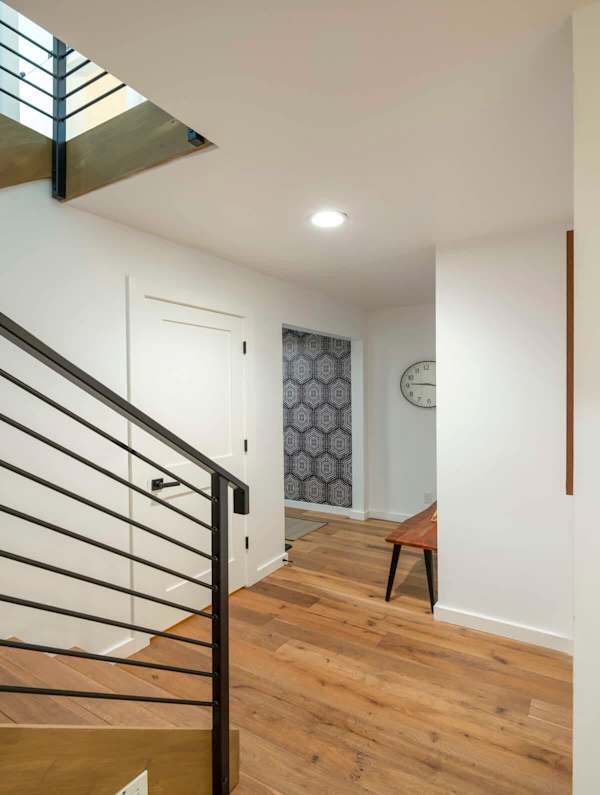 Abode at Sunnyside, modern mountain chic, walk to downtown Ketchum