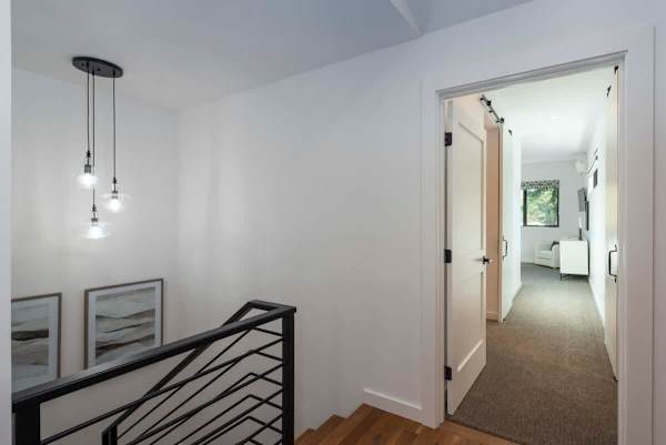 Abode at Sunnyside, modern mountain chic, walk to downtown Ketchum
