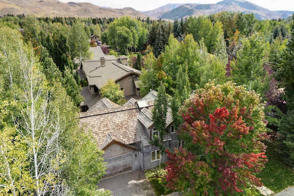Abode at West Ketchum Farmhouse, downtown access