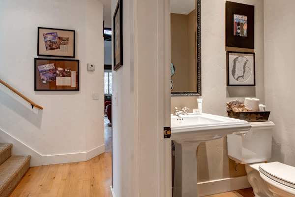 Abode at West Ketchum Farmhouse, downtown access