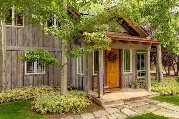 Abode at West Ketchum Farmhouse, downtown access