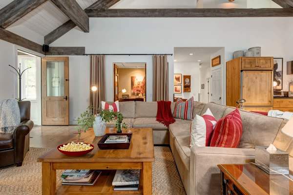 Abode at West Ketchum Farmhouse, downtown access
