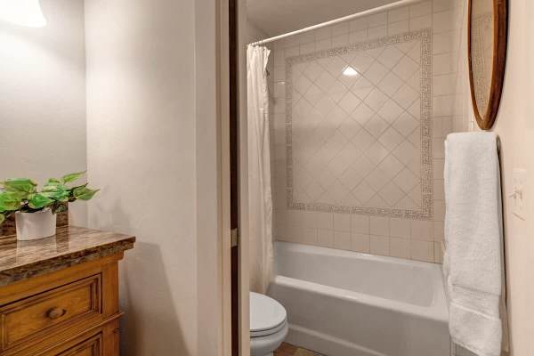 Abode at West Ketchum Farmhouse, downtown access