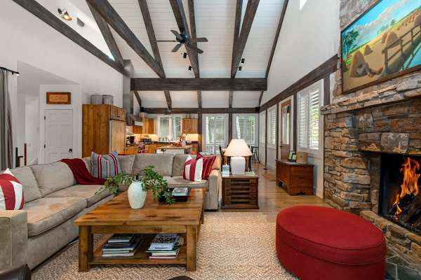 Abode at West Ketchum Farmhouse, downtown access