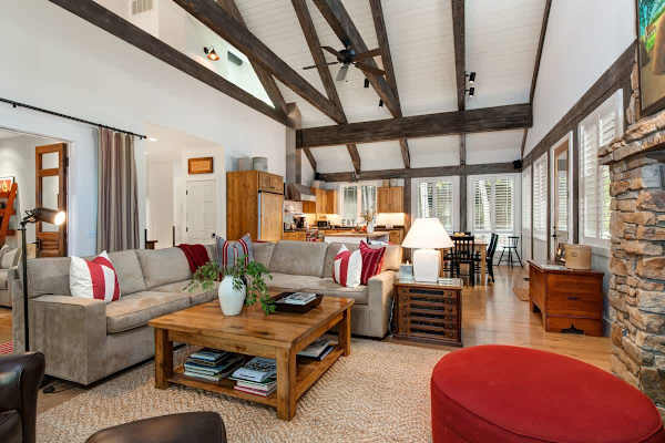 Abode at West Ketchum Farmhouse, downtown access