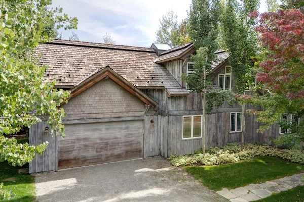Abode at West Ketchum Farmhouse, downtown access