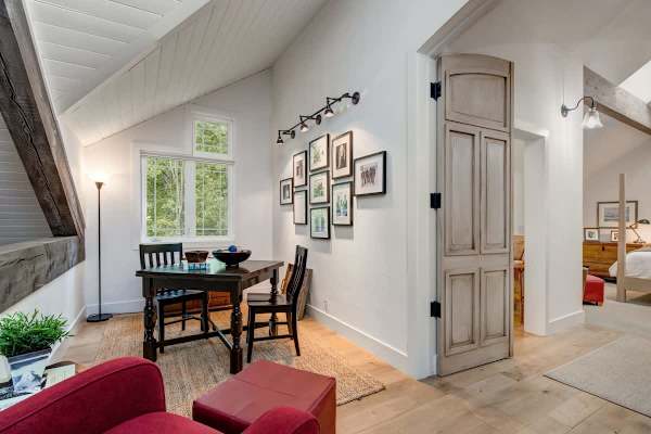 Abode at West Ketchum Farmhouse, downtown access