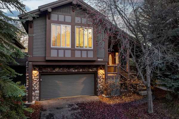 Abode at Sawtooth, chef's kitchen, sleeps 10, near ski resort