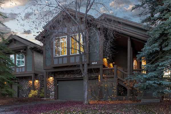 Abode at Sawtooth, chef's kitchen, sleeps 10, near ski resort