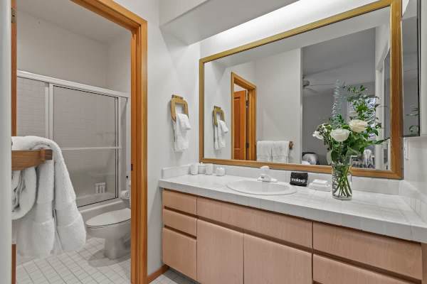 Abode at Sawtooth, chef's kitchen, sleeps 10, near ski resort