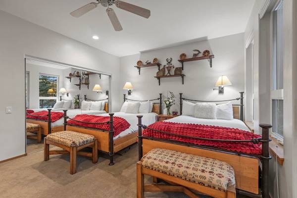 Abode at Sawtooth, chef's kitchen, sleeps 10, near ski resort