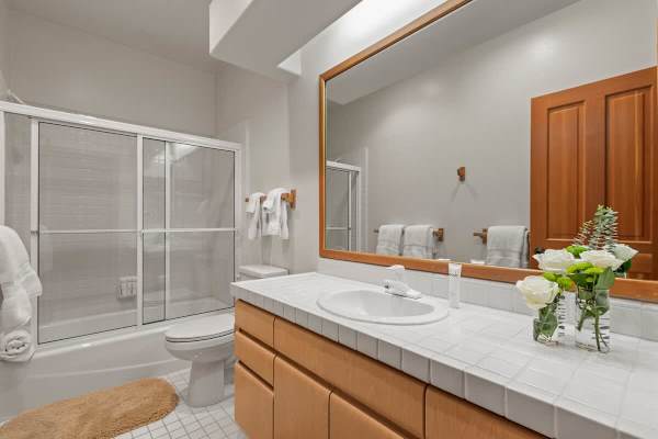 Abode at Sawtooth, chef's kitchen, sleeps 10, near ski resort