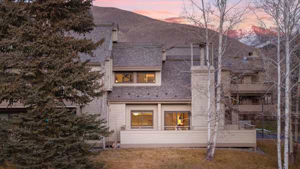 Abode at The Bluffs, modern Sun Valley retreat, mountain views