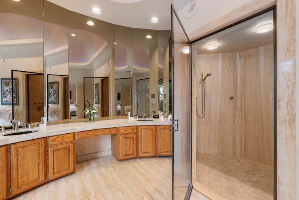 Abode at Fairway Estate, stunning private estate, near Sun Valley