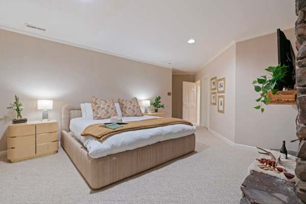 Abode at Fairway Estate, stunning private estate, near Sun Valley