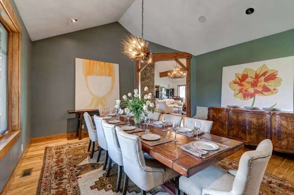 Abode at Open Meadows, luxury estate, sleeps 23, private pond