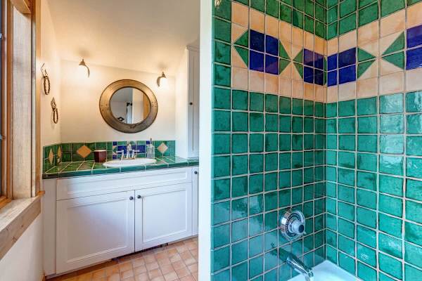 Abode at Open Meadows, luxury estate, sleeps 23, private pond