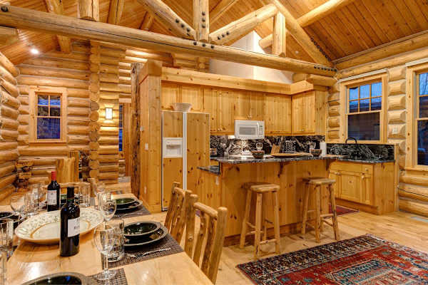 Abode on Obsidian, walk to lift, best value in Teton Village