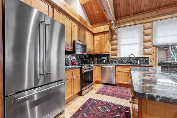Abode on Obsidian, walk to lift, best value in Teton Village