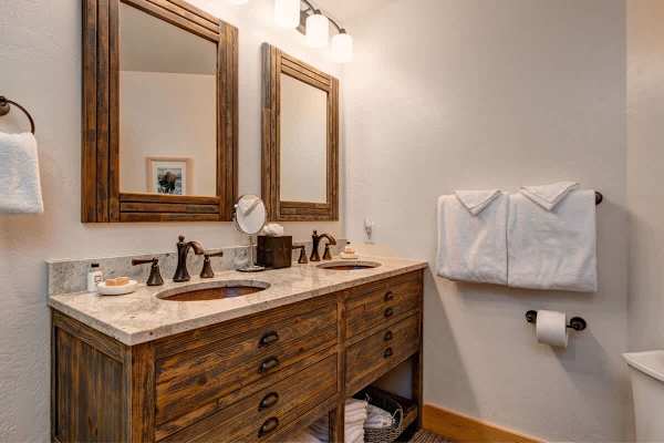 Abode on Obsidian, walk to lift, best value in Teton Village