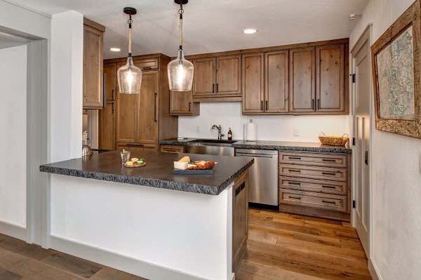 Abode at Teewinot, Sundance Club, Teton Village, walk to lift