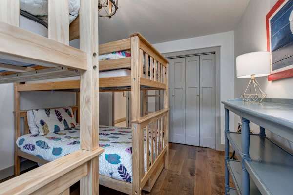 Abode at Teewinot, Sundance Club, Teton Village, walk to lift