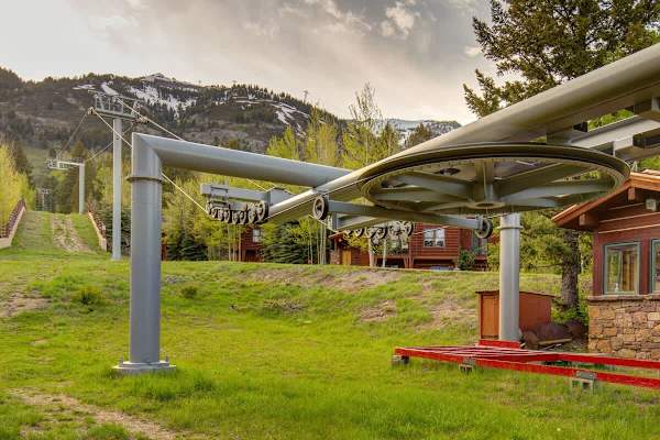 Abode at Teewinot, Sundance Club, Teton Village, walk to lift