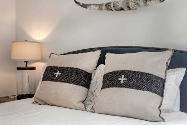 Abode at Teewinot, Sundance Club, Teton Village, walk to lift