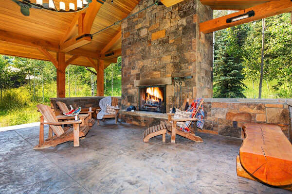 Abode at Heartwood Lodge, ski-in/out, 1 mile to National Park