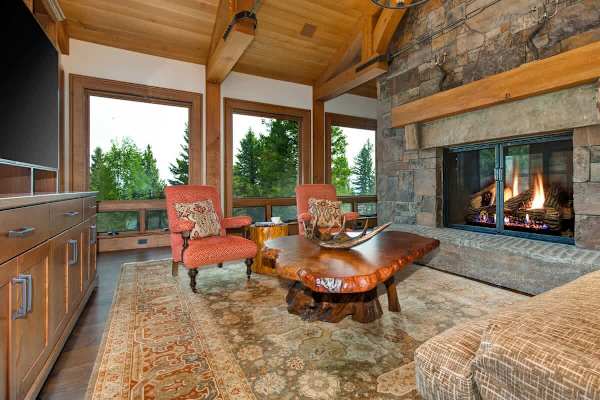 Abode at Heartwood Lodge, ski-in/out, 1 mile to National Park