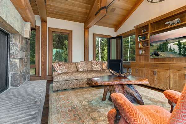 Abode at Heartwood Lodge, ski-in/out, 1 mile to National Park