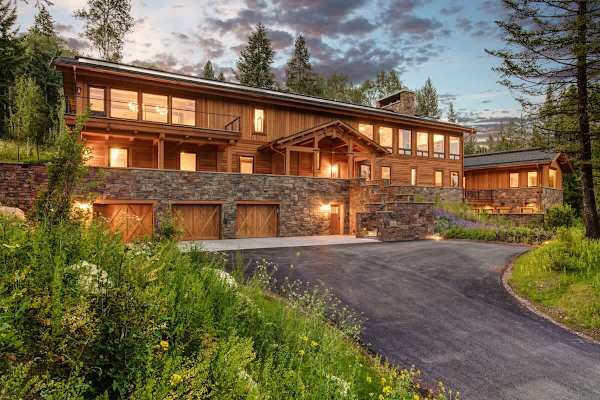 Abode at Heartwood Lodge, ski-in/out, 1 mile to National Park