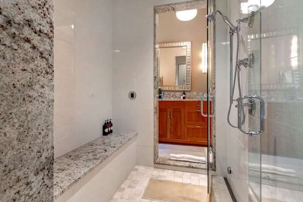 Abode at Heartwood Lodge, ski-in/out, 1 mile to National Park