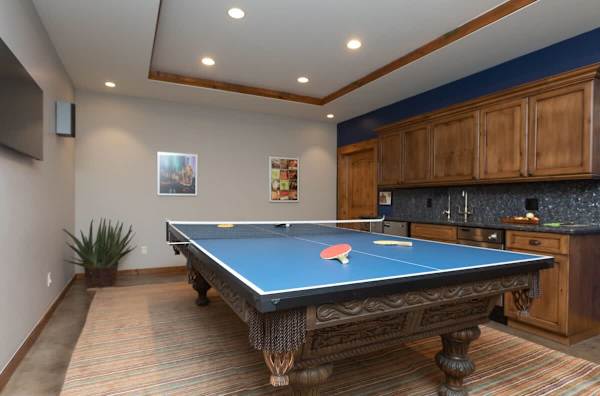 Abode at Teton Manor, stunning Teton views, private hot tub