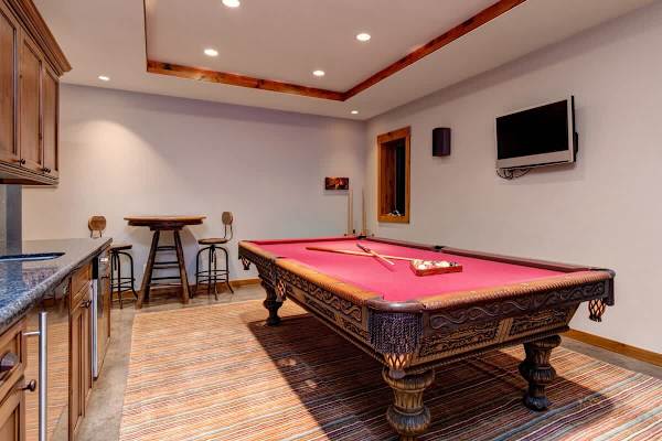 Abode at Teton Manor, stunning Teton views, private hot tub