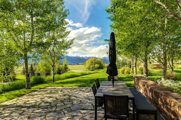 Abode at Teton Manor, stunning Teton views, private hot tub