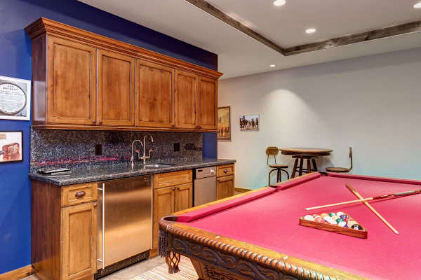 Abode at Teton Manor, stunning Teton views, private hot tub