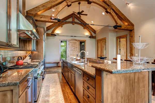 Abode at Teton Manor, stunning Teton views, private hot tub