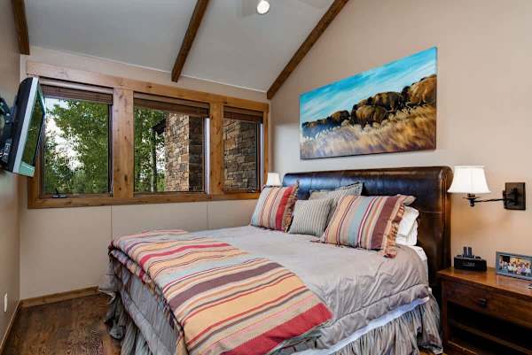 Abode at Teton Manor, stunning Teton views, private hot tub