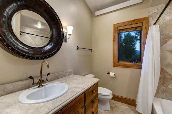 Abode at Sweetwater, Teton views, outdoor living, private pond