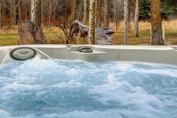 Abode at Three Bears, stunning wilderness estate, private hot tub