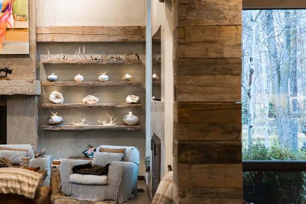 Abode at Three Bears, stunning wilderness estate, private hot tub