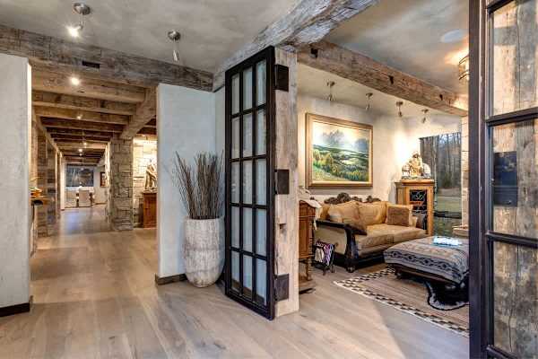 Abode at Three Bears, stunning wilderness estate, private hot tub